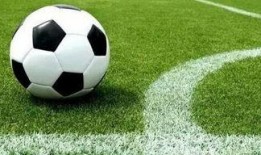 足球资讯海外爆料最新,足球巨星转会内幕，海外爆料揭示转会风云